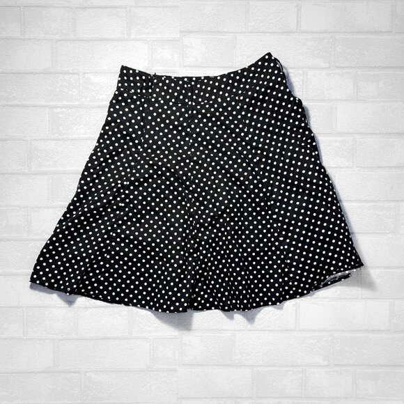Tropical Wear Pleated Polka Dot Skirt - Picture 1 of 4
